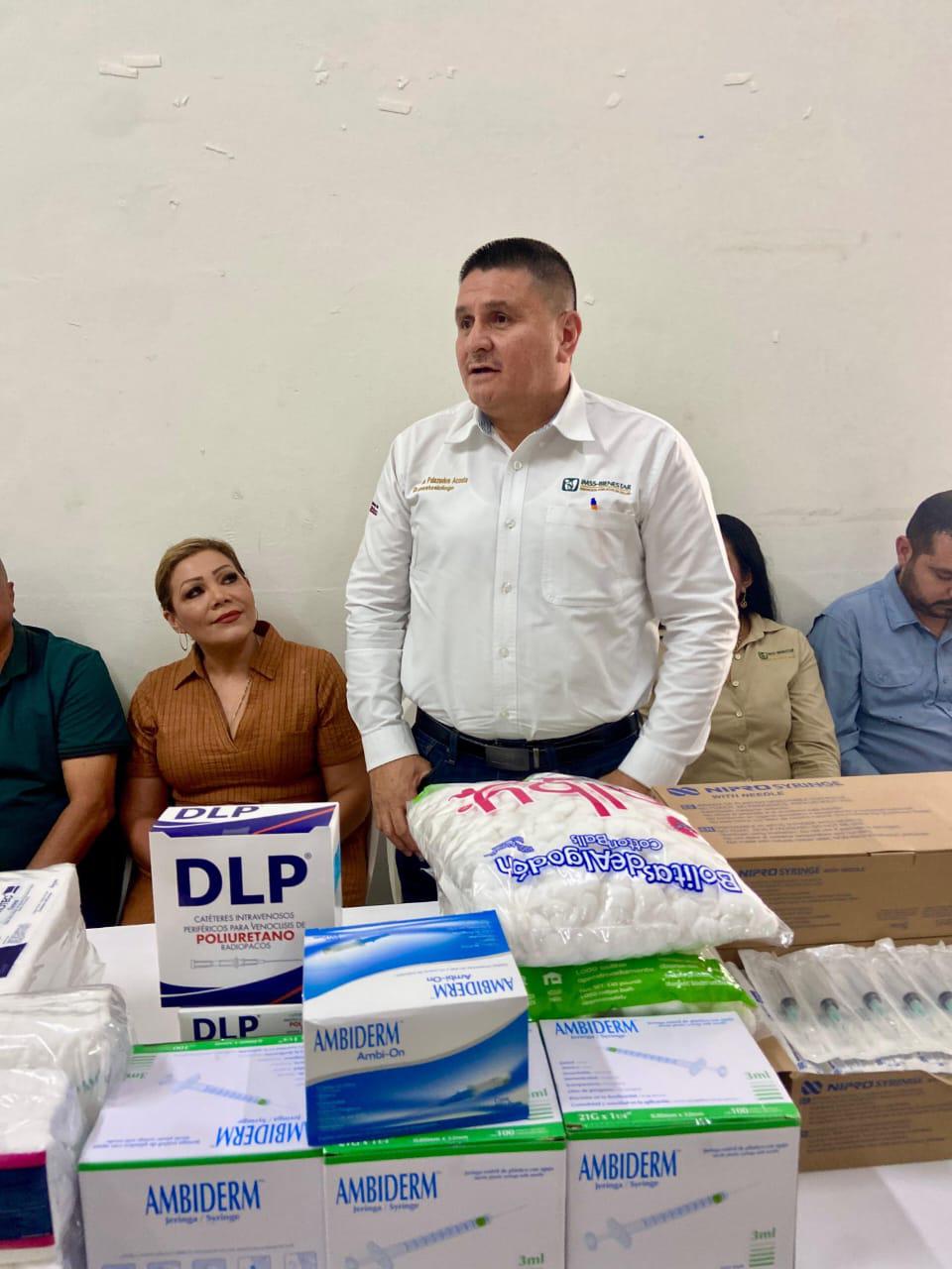 $!Autoridades entregan insumos al Hospital IMSS Bienestar, en Rosario