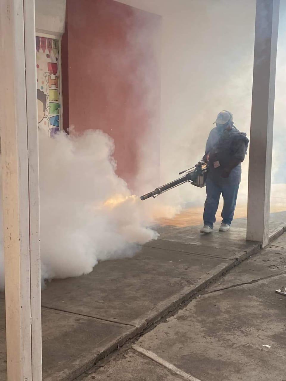 $!Trabaja Secretaría de Salud en Mazatlán y Escuinapa tras incremento de casos de dengue