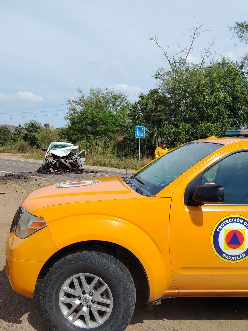$!Tres lesionados deja accidente en carretera hacia El Quelite