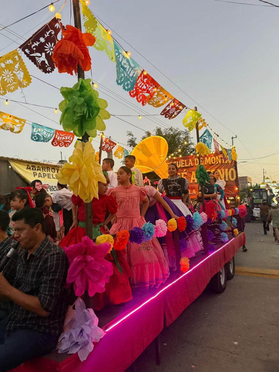 $!Realiza Villa Unión su tradicional desfile del Carnaval ‘Que suene la banda’