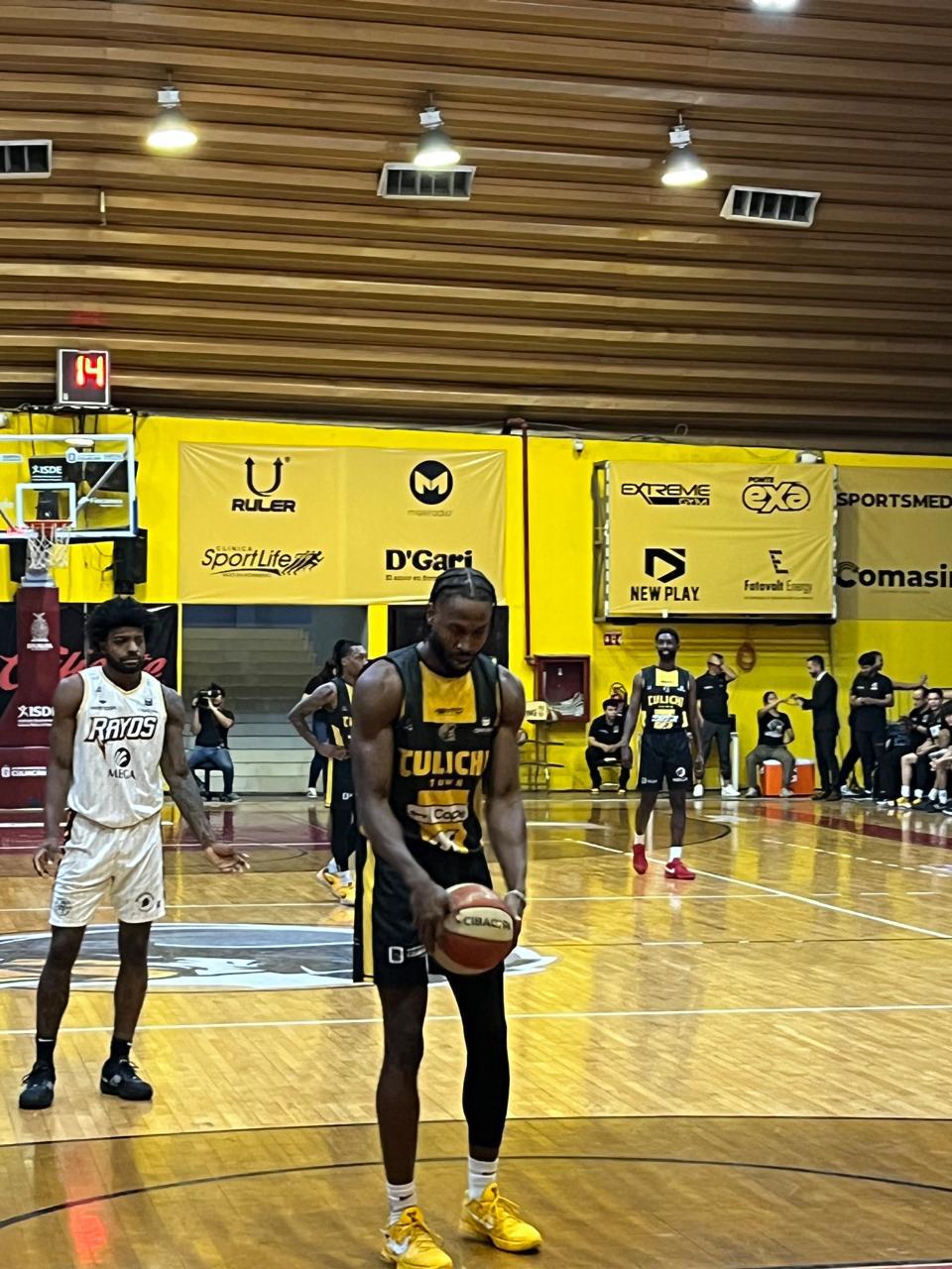 $!Rayos de Hermosillo ‘apaga’ a Caballeros de Culiacán en el Parque Revolución