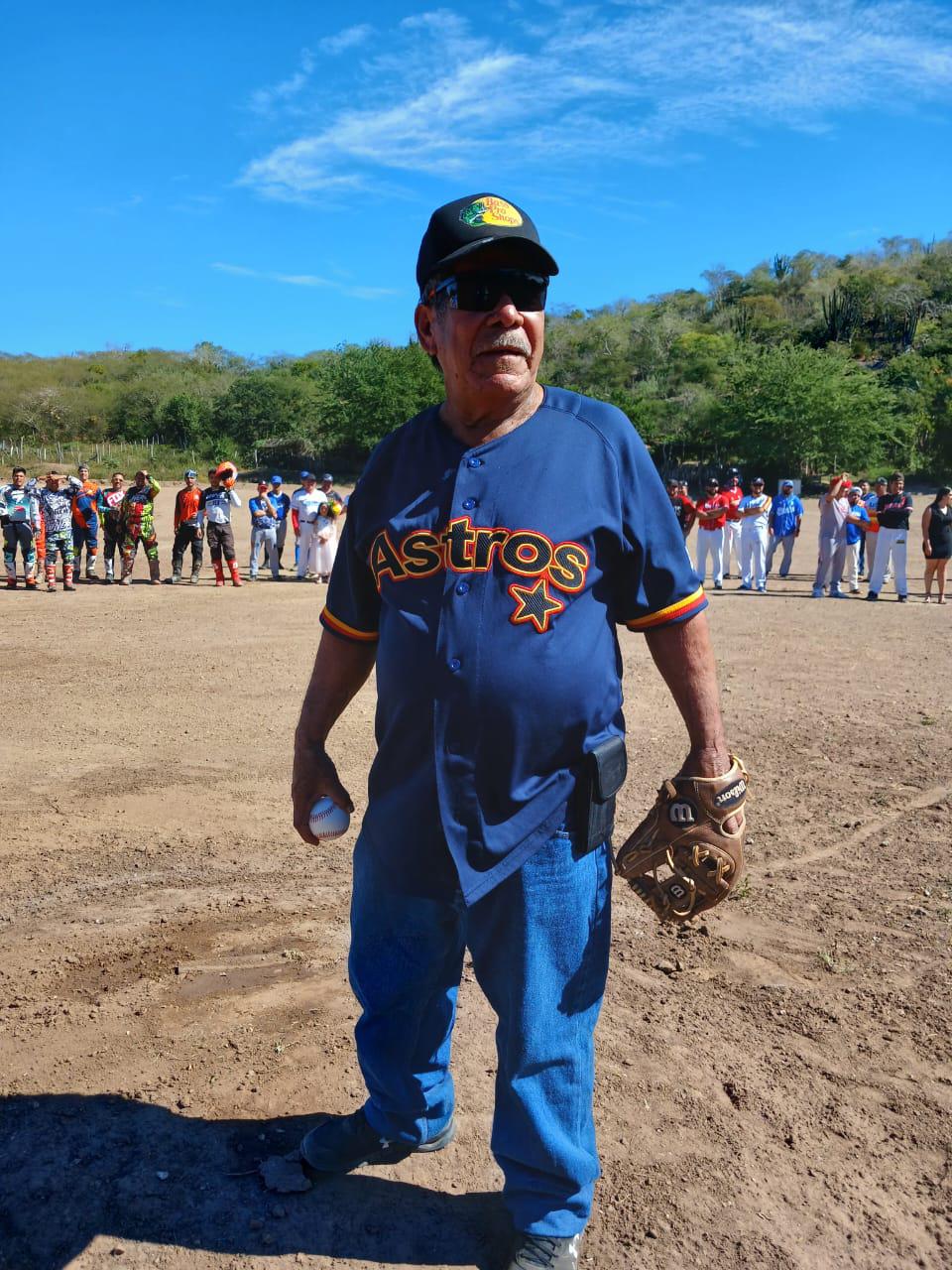 $!Con homenaje a Félix Navarro inauguran la Liga Campesina de Segunda Fuerza Centro