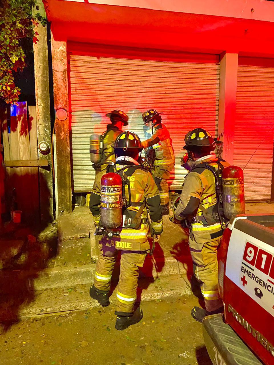 $!Explosión de gas derriba pared de una vivienda en Mazatlán