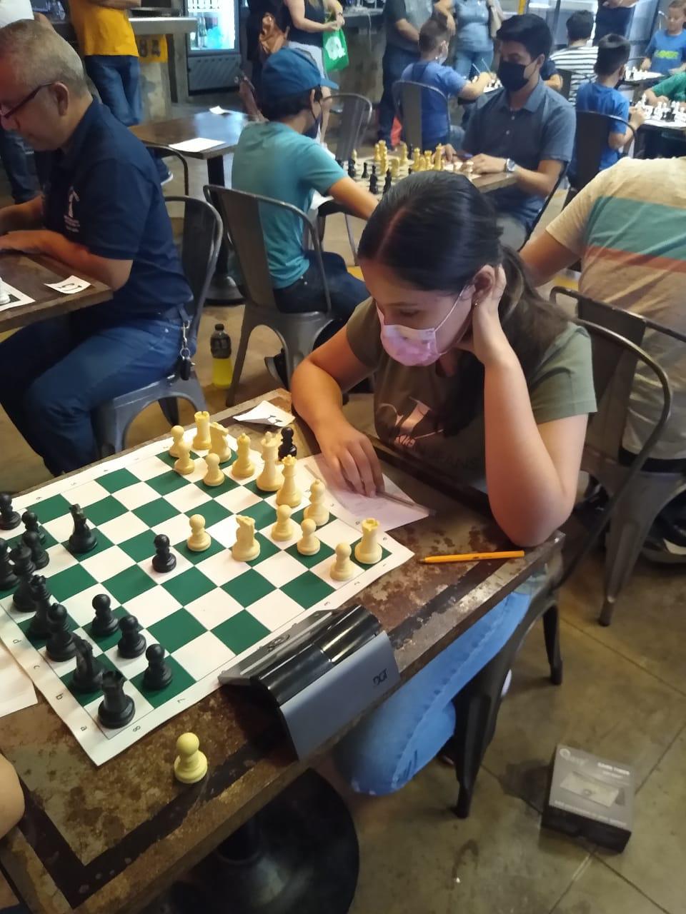 $!Aventajan Jara, Rodríguez y Hernández en Abierto de Ajedrez La Mona