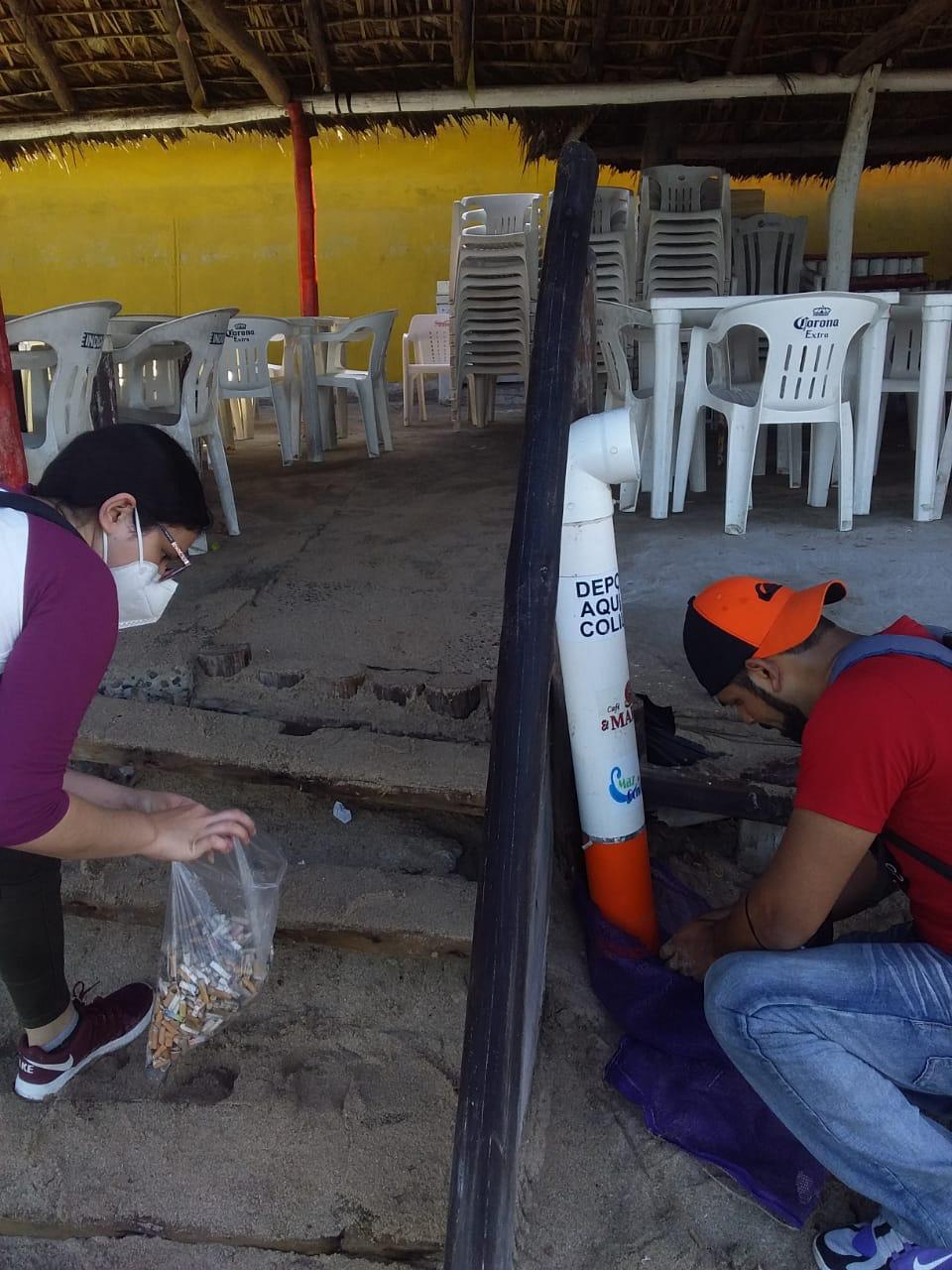 $!Impiden que 2 mil colillas de cigarros acaben en el mar, en Mazatlán