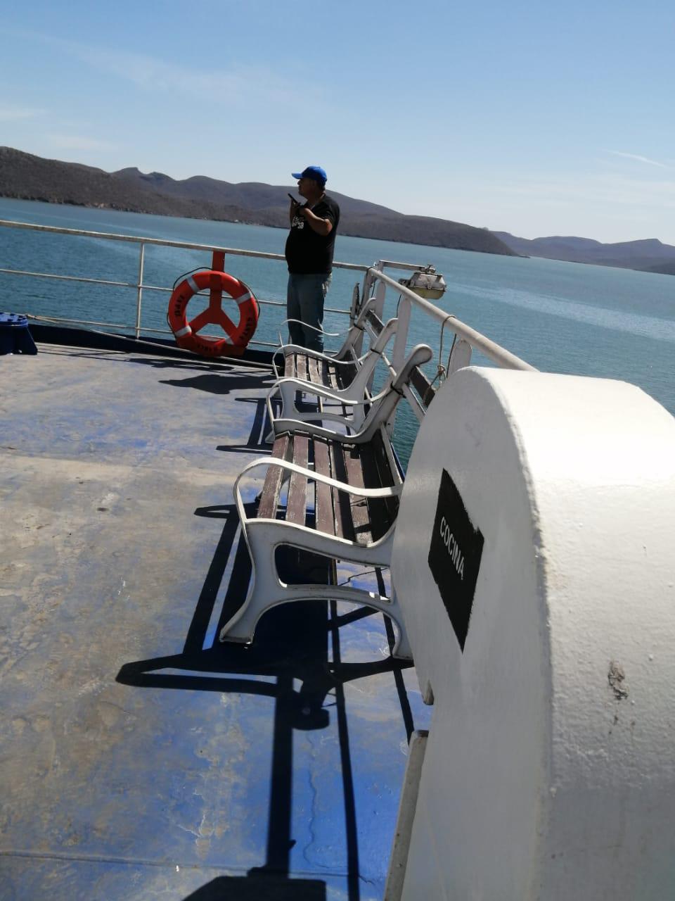 $!En Topolobampo, impiden atracar a barco de Transportes Marítimos de California