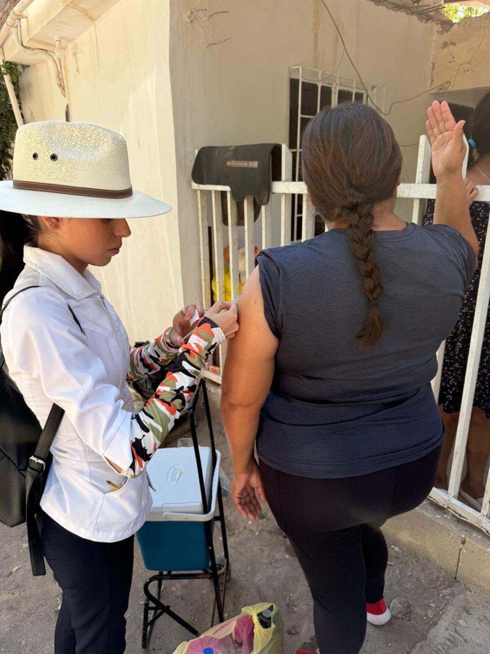 $!Realizan campaña de vacunación contra el Sarampión en Juan José Ríos