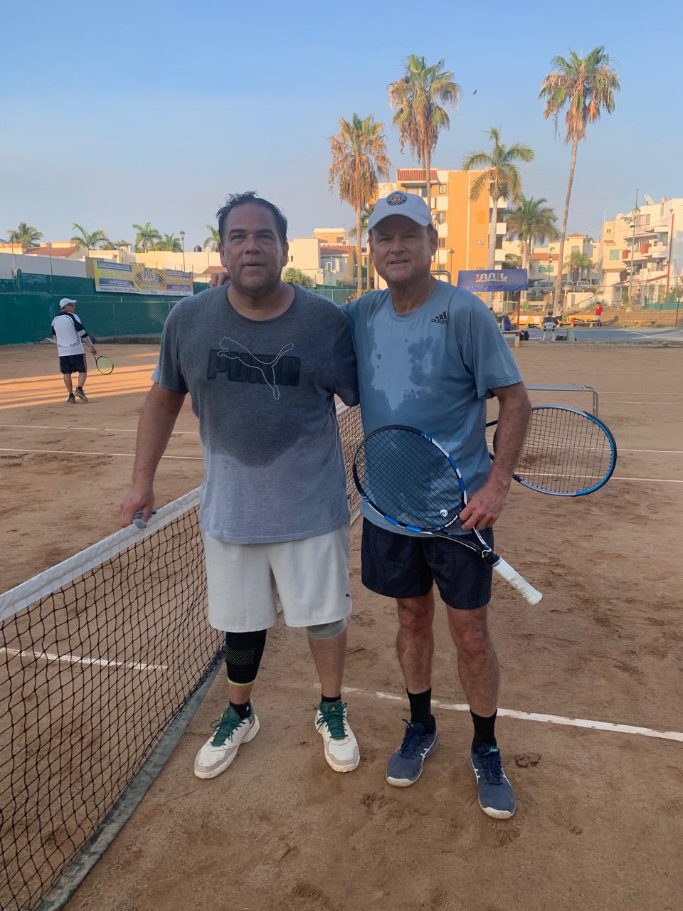 $!Jorge Aviña se ciñe corona en el Torneo de Tenis en el Racquet Club