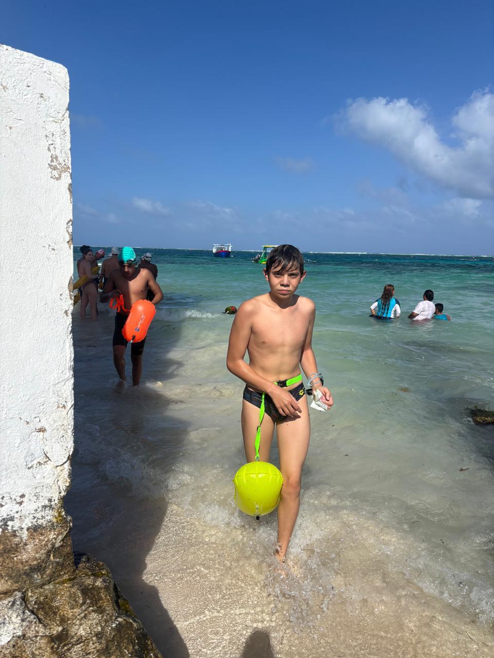 $!Califican 3 mazatlecos a la final de la Olimpiada Nacional de Aguas Abiertas