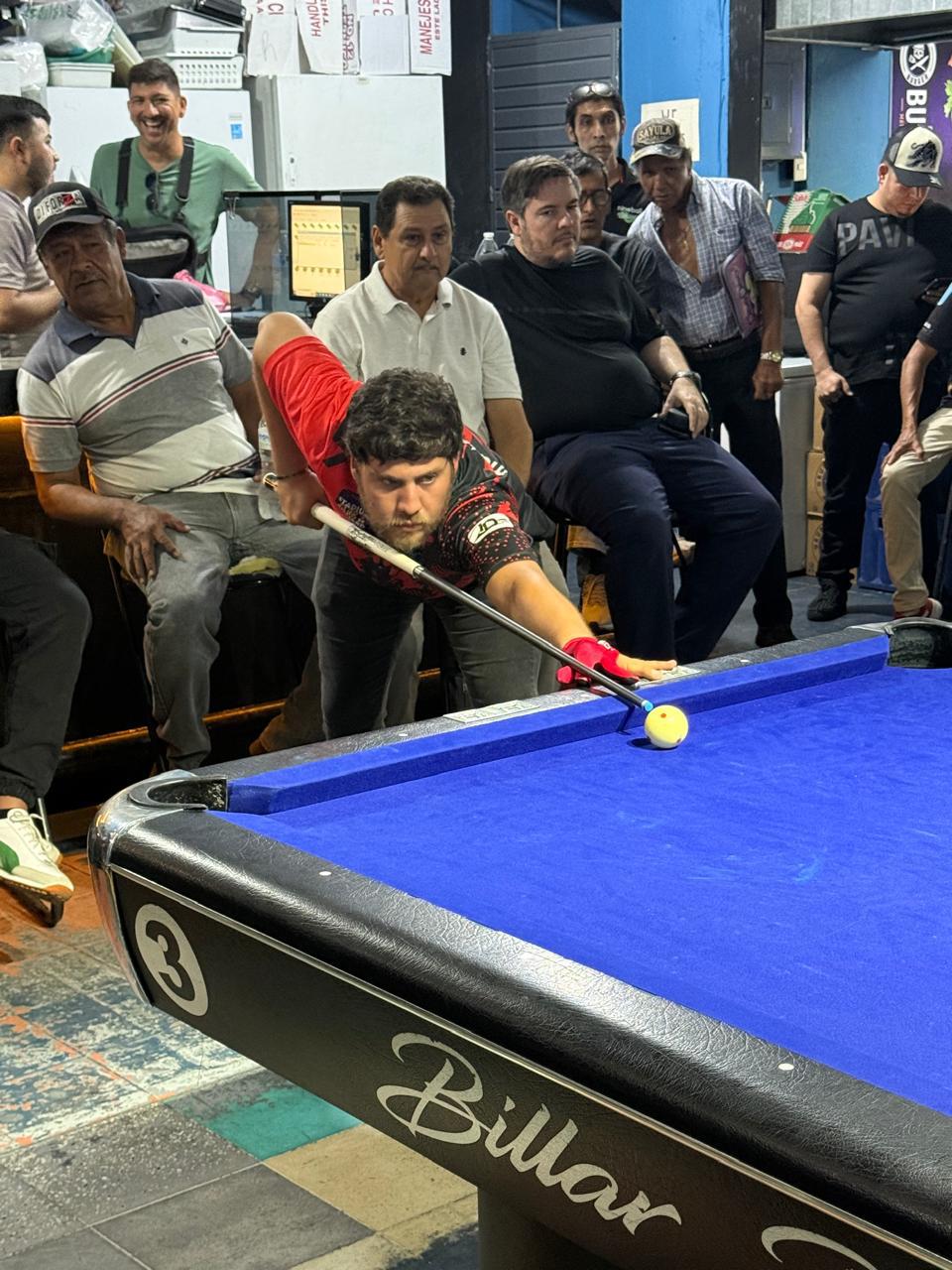 $!Ramón Meléndrez levanta el cetro del Torneo Estatal de Billar