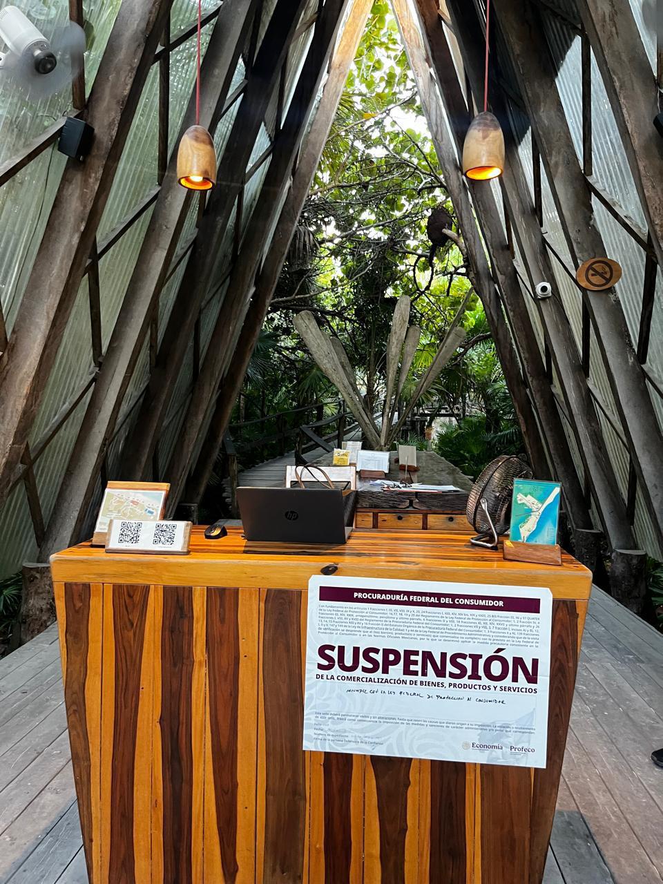 $!Suspenden hoteles y establecimientos en Tulum, Quintana Roo, por no exhibir precios y costos excesivos en alimentos