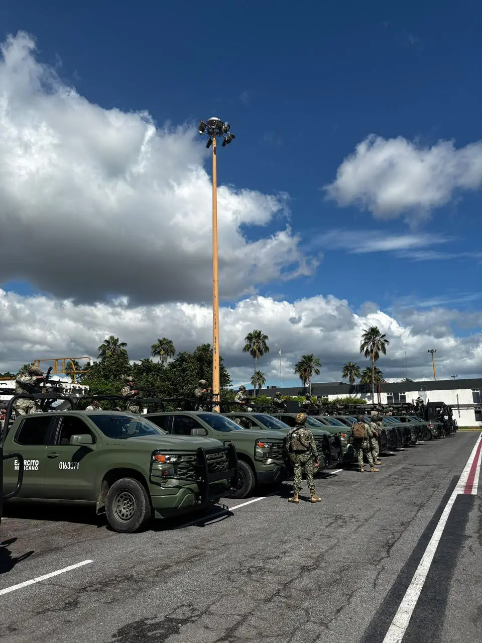 $!Arriban a Mazatlán 100 elementos de Fuerzas Especiales para reforzar operativos de seguridad