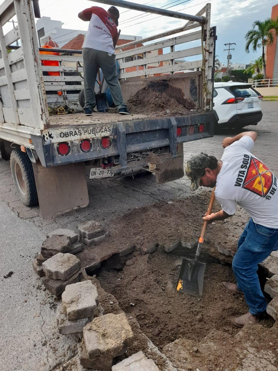 $!Aparece socavón en Lomas de Mazatlán, tras la lluvia del viernes