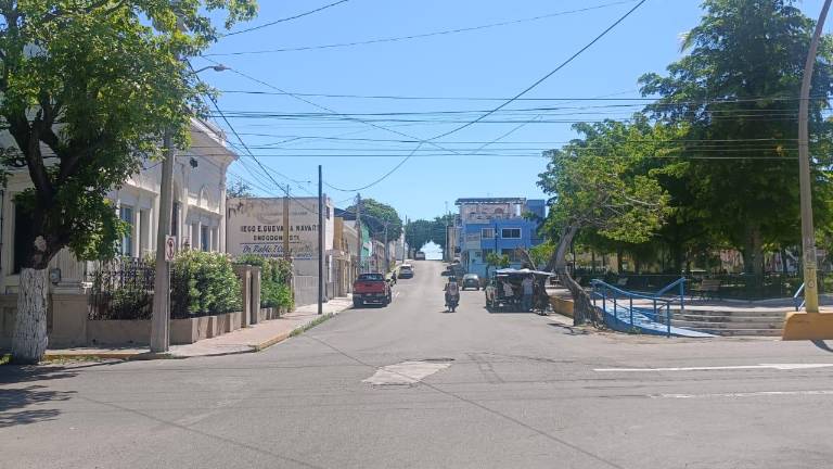 A pesar de los múltiples reportes realizados por los vecinos desde el inicio del apagón, la CFE ha hecho caso omiso a las solicitudes de reparación.