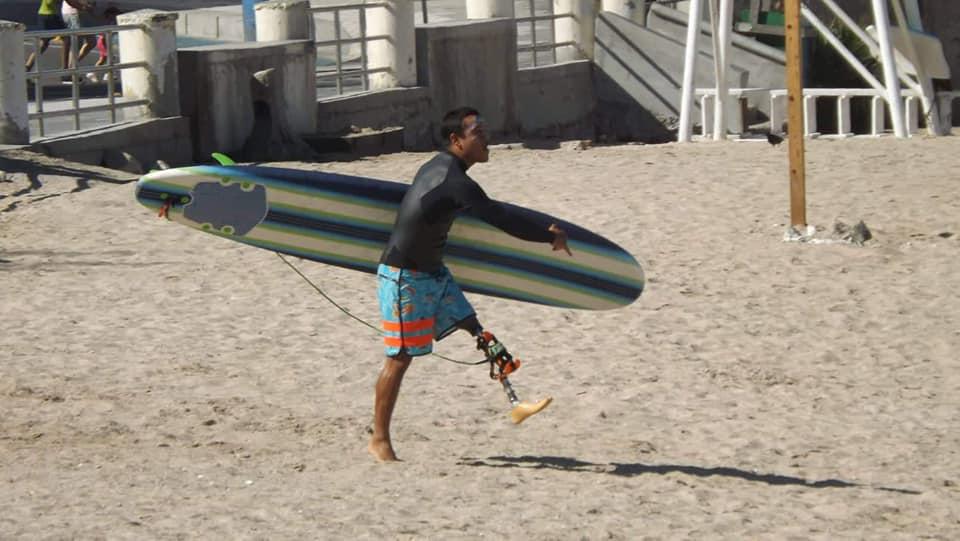 $!Sinaloense Martín Díaz se alista para el Tour Mundial de Para Surfing, en Estados Unidos