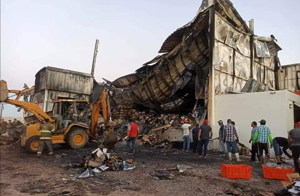 $!Incendio devasta una planta congeladora de camarón en Guasave; las pérdidas son millonarias