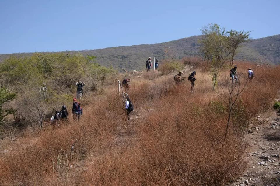 $!Sin recursos y con amenazas, madres buscadoras evidencian el abandono del Estado
