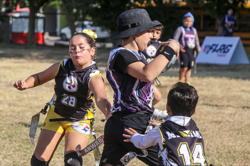 $!Arranca la Liga Municipal de Tochito NFL en Culiacán con 58 equipos