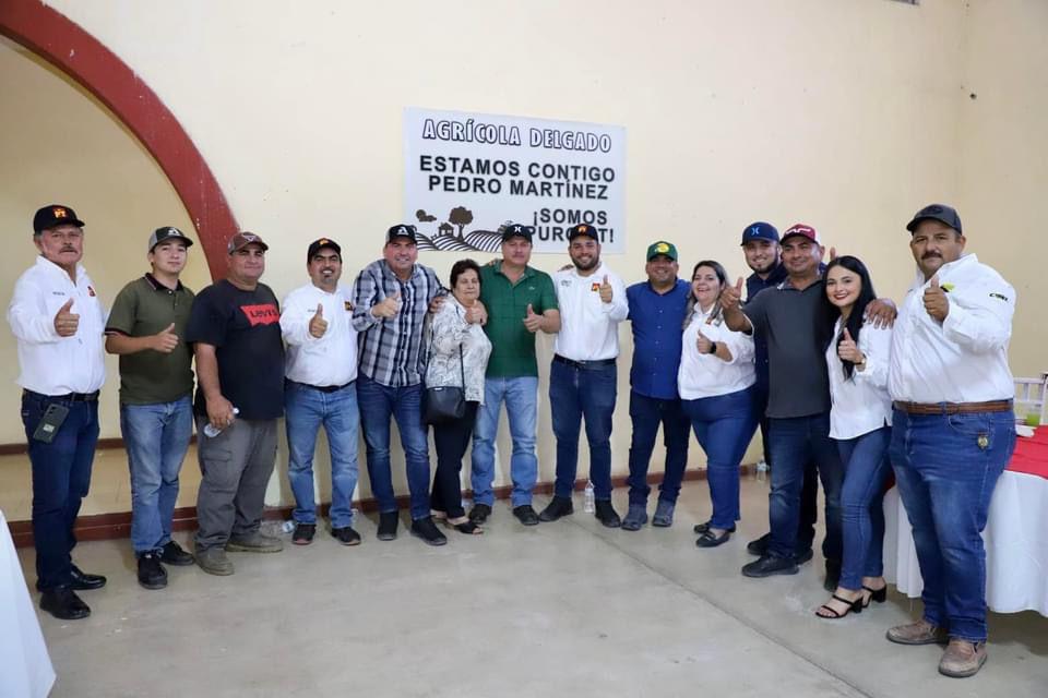$!Se reúne Pedro Martínez con sectores agropecuario y pesquero de Elota