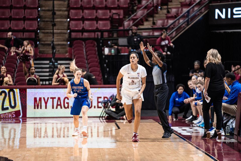 $!Sinaloense Mariana Valenzuela mantiene el paso con Florida State