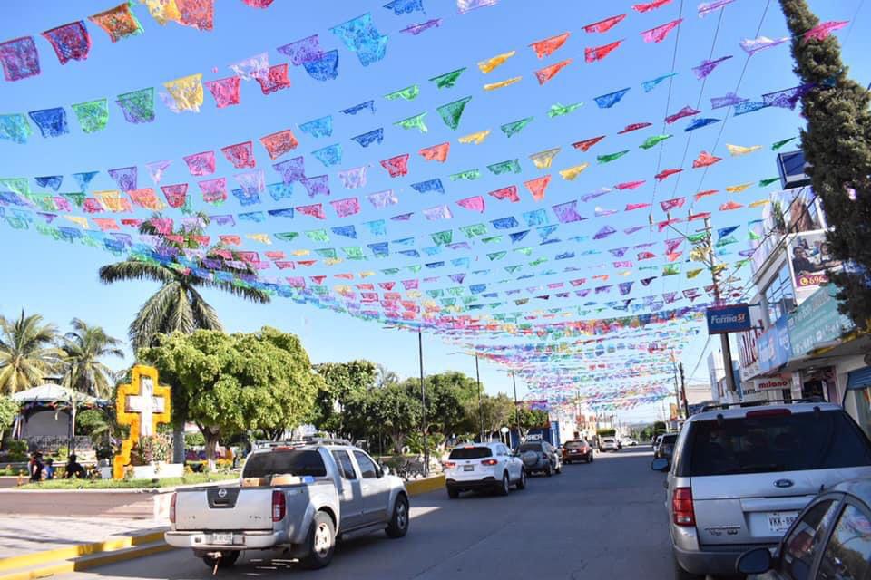 $!Realizan el primer desfile de catrinas en La Cruz; ciudadanos agradecen fomento a la cultura