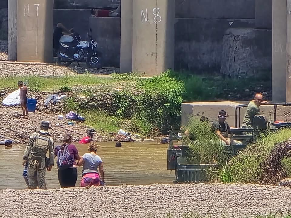 $!Por altas temperaturas, crece afluencia de bañistas en río Baluarte
