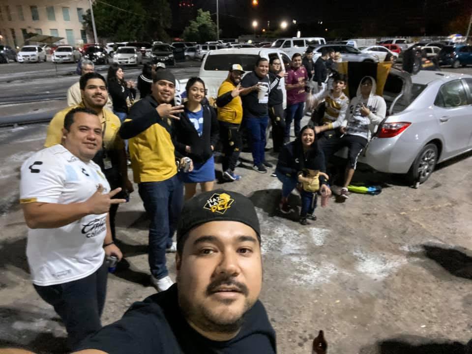 $!Afición de Dorados celebra el regreso del equipo a Sinaloa