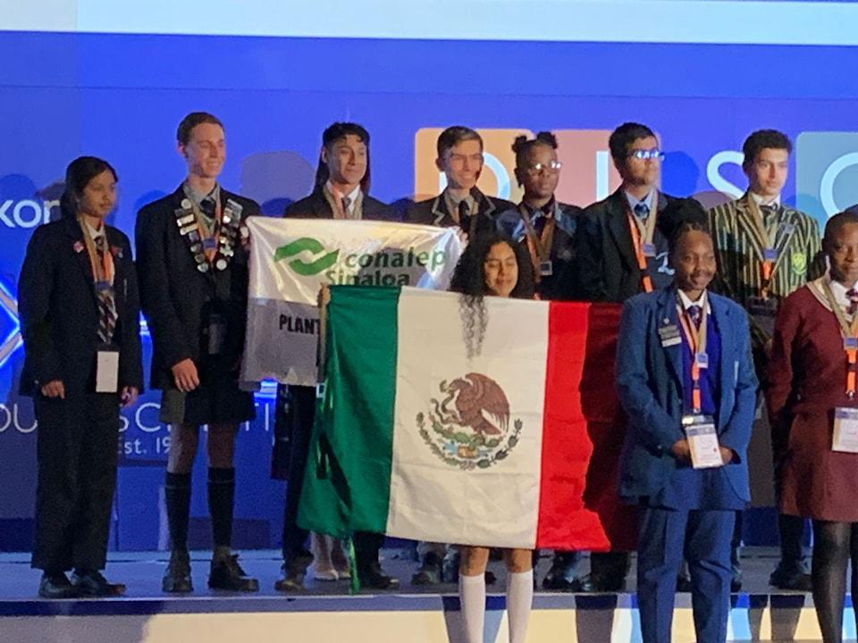 $!Alumnos de Conalep III de Mazatlán ganan medalla de plata en Sudáfrica