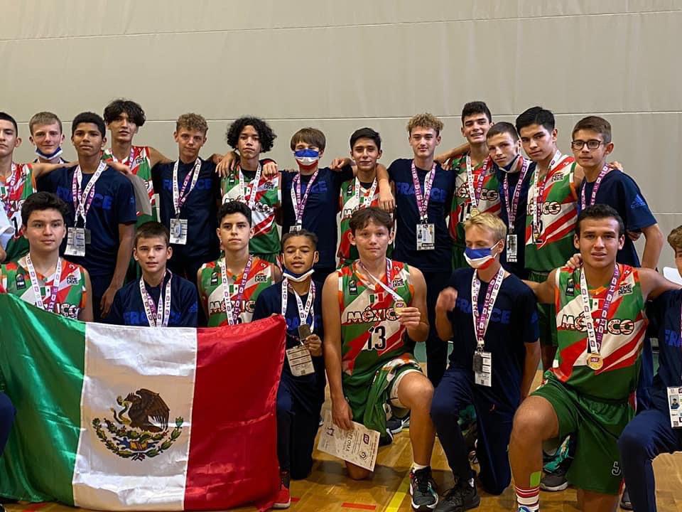 $!Basquetbolistas sinaloenses son campeones con México en los Juegos Mundiales Escolares U15
