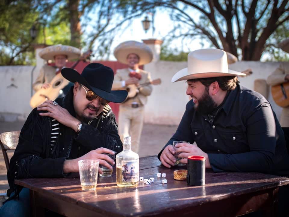 $!Pepe Aguilar y El Fantasma unen nuevamente sus voces para grabar tema
