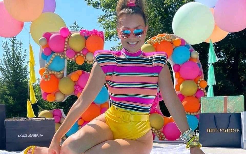 Thalía llega ‘arrasando’ a sus 50 años 