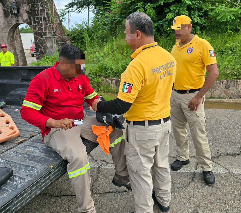$!Se registra carambola entre 4 vehículos en la carretera México 15 en Rosario