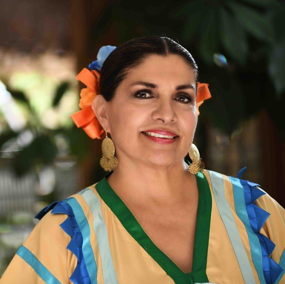 $!María Elena Leal, hija de la homenajeada, encabezará el homenaje.