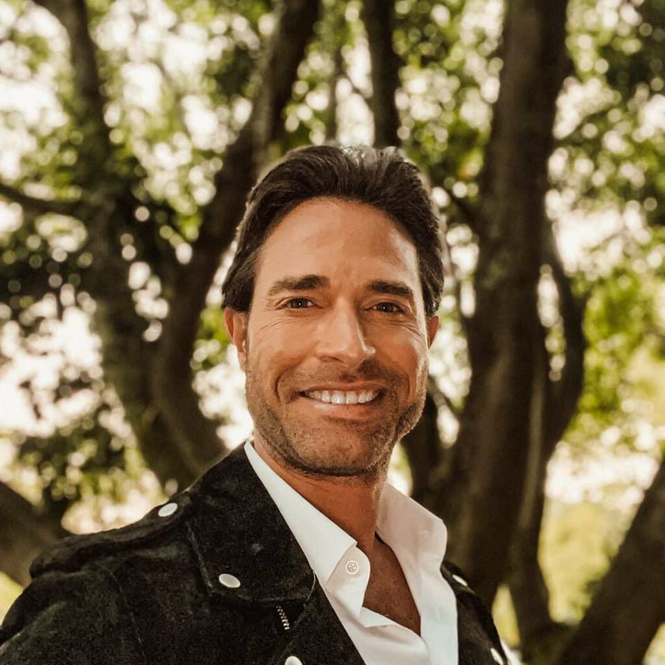 $!Comparten famosos sus rituales para recibir el Año Nuevo