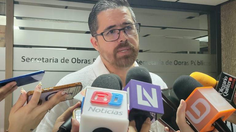Cuitláhuac González Galindo, Secretario de Salud, habla de la seguridad en los hospitales.