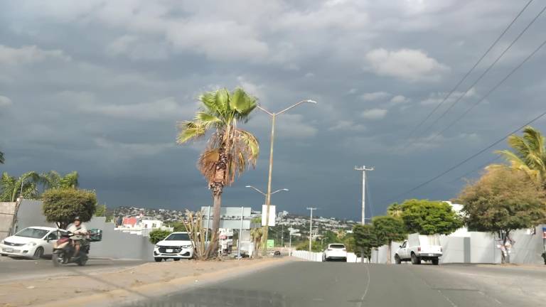 En Culiacán se registra cielo mayormente nublado, pero no se prevén lluvias fuertes este domingo.