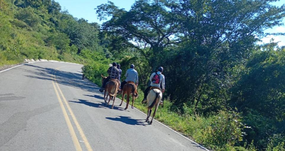 $!Tenemos hambre... necesidades: claman habitantes de la sierra de Rosario a las autoridades
