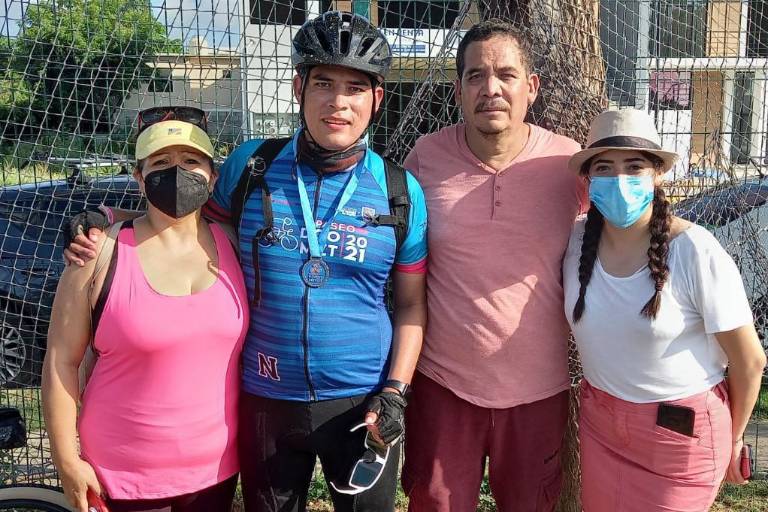 Pedalistas cumplen con el reto del Paseo Durango-Mazatlán