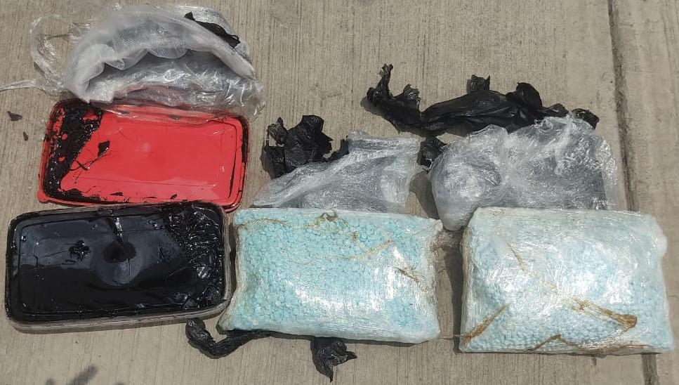 $!Detecta Guardia Nacional 20 mil pastillas de fentanilo en alberca inflable