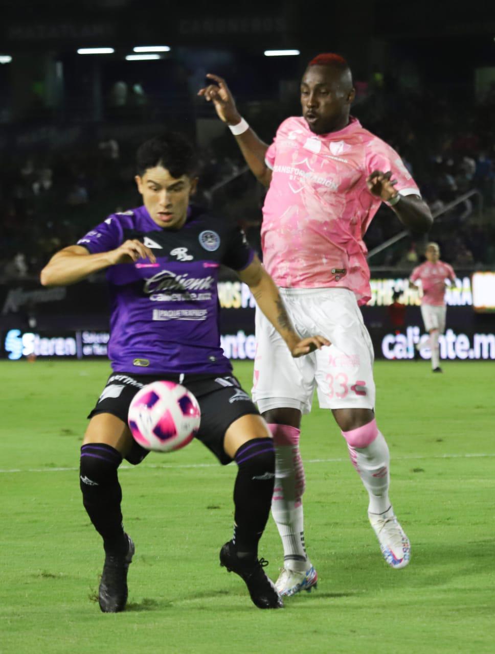 $!Mazatlán FC se cansa de fallar, pero logra vencer por la mínima al sublíder Atlas