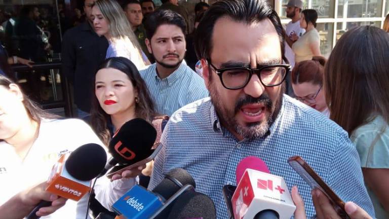 Gámez Mendívil anunció que el Ayuntamiento adelantará un día el pago de la quincena con el fin de que puedan aprovechar las ofertas del Buen Fin.