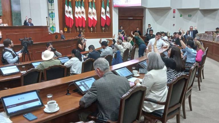 En esta iniciativa se proponen penas de entre 35 a 70 años en prisión a quien sea culpable por cometer un transfeminicidio.