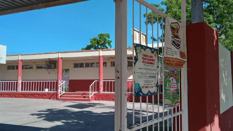 En México algunos estados han decidido adelantar el fin del ciclo escolar.