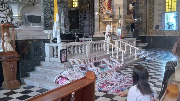 Misa en la Catedral de Mazatlán por los desaparecidos.