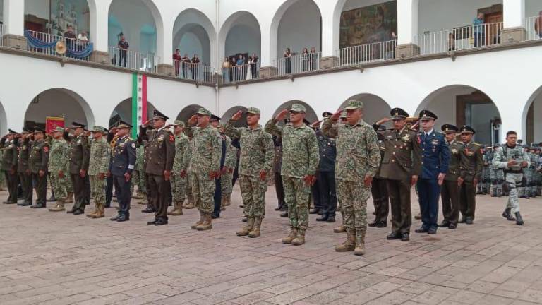 Ceremonia de ascensos del Ejército, Fuerza Aérea y Guardia Nacional en Culiacán.