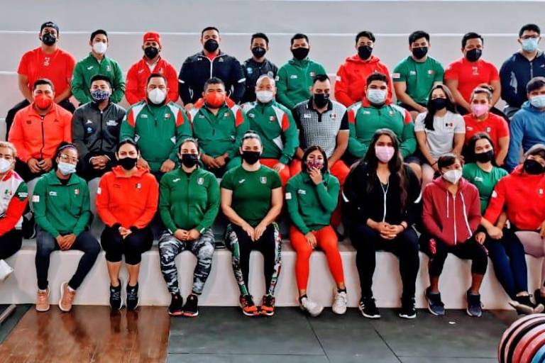 Pesista sinaloense Jorge Adán Cárdenas realiza campamento en Monterrey