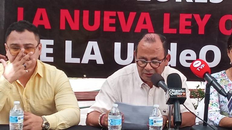 Docentes, integrantes del Movimiento para la verdadera Autonomía de la Universidad Autónoma de Occidente.