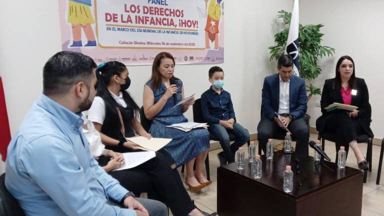 En Culiacán, celebran panel Los derechos de la infancia, ¡hoy!.