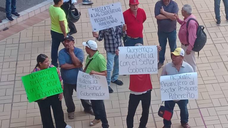 Pescadores de diversas cooperativas del estado solicitaron el apoyo del Gobierno de Sinaloa ante la crisis que enfrentan en el sector.