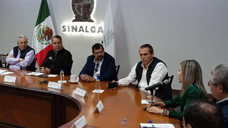 Estuvo presente el director general de Fideicomisos Instituidos en Relación con la Agricultura, Jesús Alan Elizondo Flores.